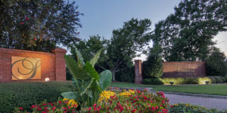 Sturbridge Commons Gallery 34