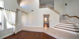 Beautiful 4Br/2.5Ba Home With Private Yard In Shadowridge!! Gallery 9