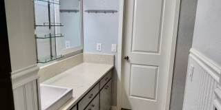 Beautiful Townhome with Great Schools, Great Location! Pet Friendly! Beautiful Townhome with Great Schools, Great Location! Pet Friendly! Gallery 8