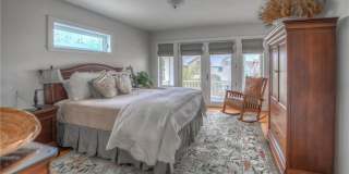 1105 East Balboa Boulevard Gallery 1