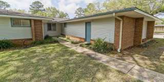 251 S Villas Court Gallery 2