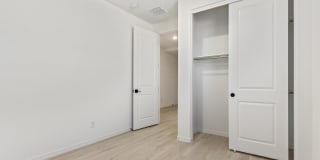 21301 W Roanoke Avenue Gallery 30