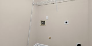 Beautiful Four Bedroom in Crismark Community! Beautiful Four Bedroom in Crismark Community! Gallery 11