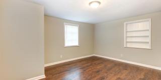 634 East Park Avenue Gallery 4