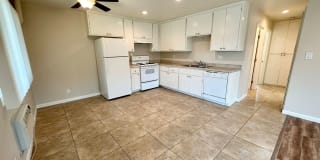 9906 Buena Vista Drive - A Gallery 1
