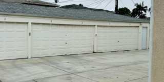 Midtown Ventura - One bedroom, one bath upstairs apartment Gallery 3