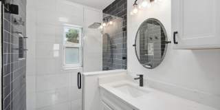 Beautiful S. Tampa 3BR/2BA remodeled home with covered parking in sought out school district. Gallery 18