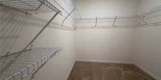 4657 BERNARD BOULEVARD Gallery 33