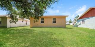 Newly Renovated Single Family Home | 4 BR/2BA | Partially fenced  front yard Gallery 16