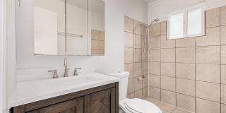 1321 N 48th Place Gallery 14