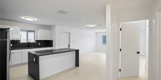 5823 NW 30th ave Gallery 7