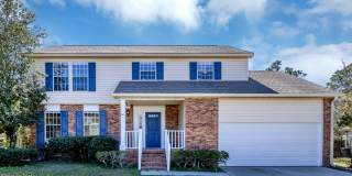 Beautiful 4 Bedroom 2.5 Bath Home Located in Forest Green Gallery 1