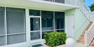 2100 NE 38th Street Gallery 5