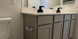 Gorgeous 3 Bedroom 2 Bath with modern upgrades in the home! Gallery 30