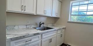 33 Oak Street unit: 43-5 Gallery 2