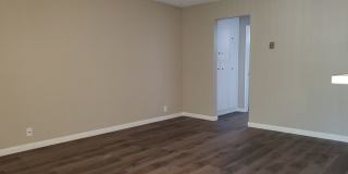 Spacious 1 Bedroom 1 Bath Upstairs Apartment Gallery 2