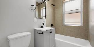 310 N Menard Gallery 11