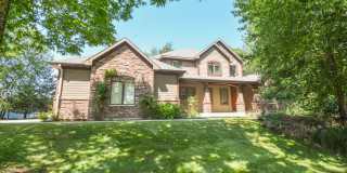 STUNNING 5 Bed 3.5 Bath Luxury Home! STUNNING 5 Bed 3.5 Bath Luxury Home! Gallery 1