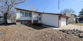 Spacious 4 Bed, 2 Bath Home in West Fargo Gallery 1