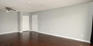 10133 PRINCE Place Gallery 6