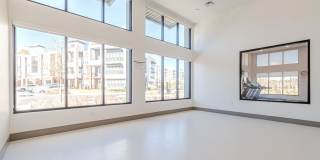 The Paramount Gallery 28