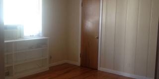CLASSIC HOME CORNER LOT HARDWOOD FLOORS Gallery 21