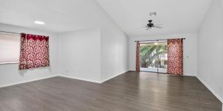 5530 Coach House Circle Gallery 5