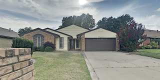 Large 3 Bedroom 2 Bathroom Home in Yukon Schools with Storm Shelter Gallery 1