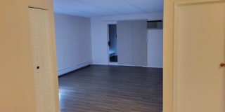280 Shorewood Dr Gallery 1