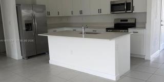 2638 SE 9th St Gallery 9