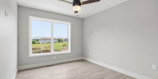 2175 W Parkview Avenue Gallery 20