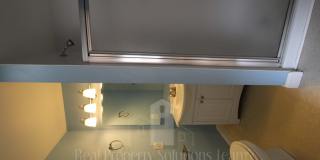 2353 Adams Avenue Gallery 13