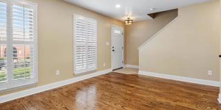 Lovely 2 Bedroom / 2 Bath for Rent Gallery 9