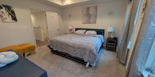 Room in 3 Bedroom Home at Sullins Rd Gallery 24
