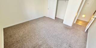 Stylish condo with new upgrades, tennis courts, and pool access Gallery 10