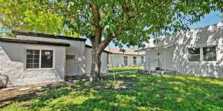 Spacious 1 Bed / 1 Bath Apartment Near Downtown Miami Gallery 1