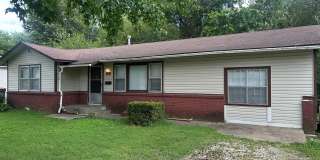 3-Bed, 2-Bath Springdale Home with Split Floorplan and Large, Fenced-In Backyard 3-Bed, 2-Bath Springdale Home with Split Floorplan and Large, Fenced-In Backyard Gallery 1