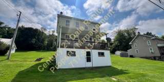 4 Bedroom Farm House in Red Lion School District Gallery 1