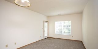 Newbridge Commons Gallery 12