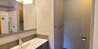 $3,400- 5 Bed / 3 Bath Beautiful Home in Upper South Hill Gallery 23