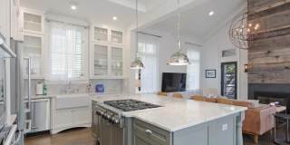 1013 Euclid Avenue Gallery 9