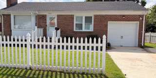 Charming 3-Bedroom Home in Hampton Gallery 1
