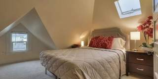 5bd/2.5ba in the Heart of Capitol Hill Gallery 10