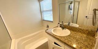 $500 OFF 1ST MONTHS RENT!! Modern and Chic 2 bed 2.5 bath in Newport Beach!!! Gallery 27