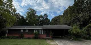 3 bedroom 2 bath home in FAY, near campus and Greenway. 3 bedroom 2 bath home in FAY, near campus and Greenway. Gallery 5