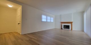 Spacious 3 Bedroom Canoga Park House Gallery 3