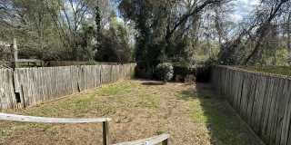 2448 Riverlook Drive Gallery 21