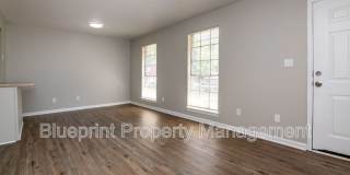 1909 18th Place North Gallery 3