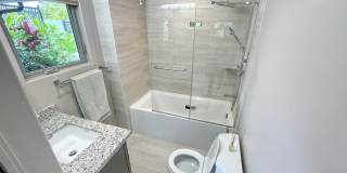 Island Living in a Renovated 2-Bed, 2-Bath Unfurnished Maui Meadows Retreat Gallery 18