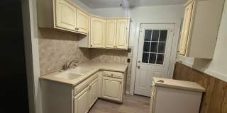 3bd Single Lee/Harvard Section 8 Gallery 1
